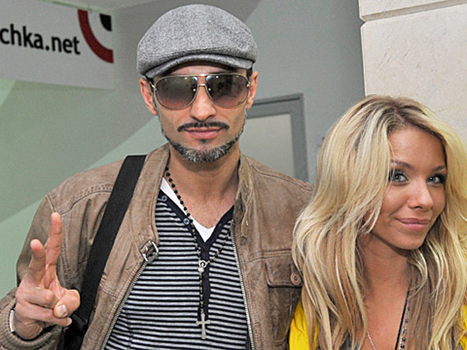 Девушка Блонда и Kishe