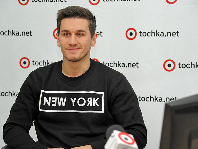 Олег Татаринов