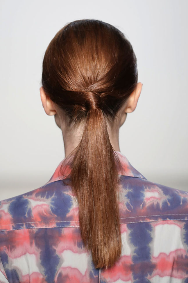 Весняні зачіски 2017: хвіст