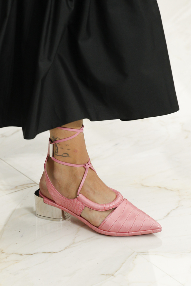 сандалии 2016 - с острым носом