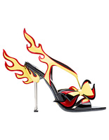 дивне взуття