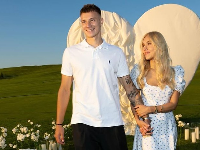 Наречений Даші Квіткової поділився їхнім новим романтичним фото