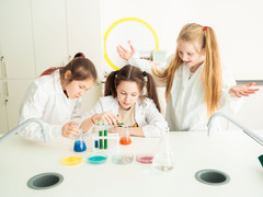 Креативная Международная Детская Школа (КМДШ)