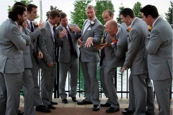 8 забавных идей для свадебного фото