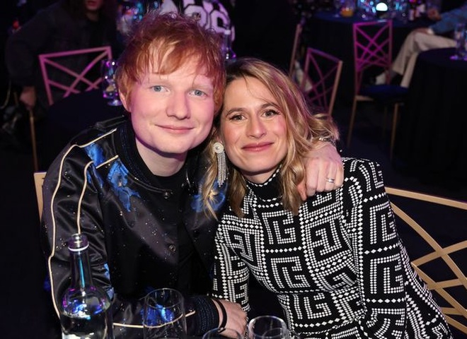 У дружини Еда Ширана виявили пухлину під час вагітності