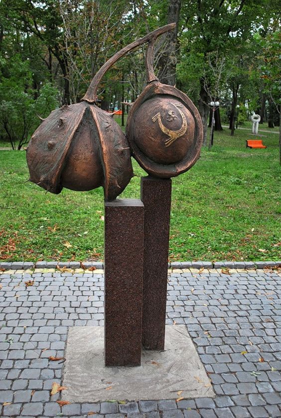 Самые необычные памятники в Украине