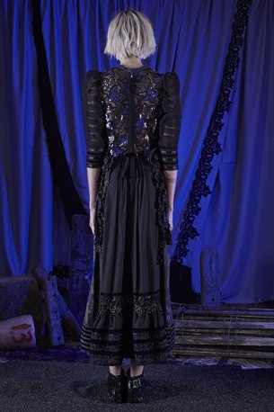 Платья с цветочными принтами