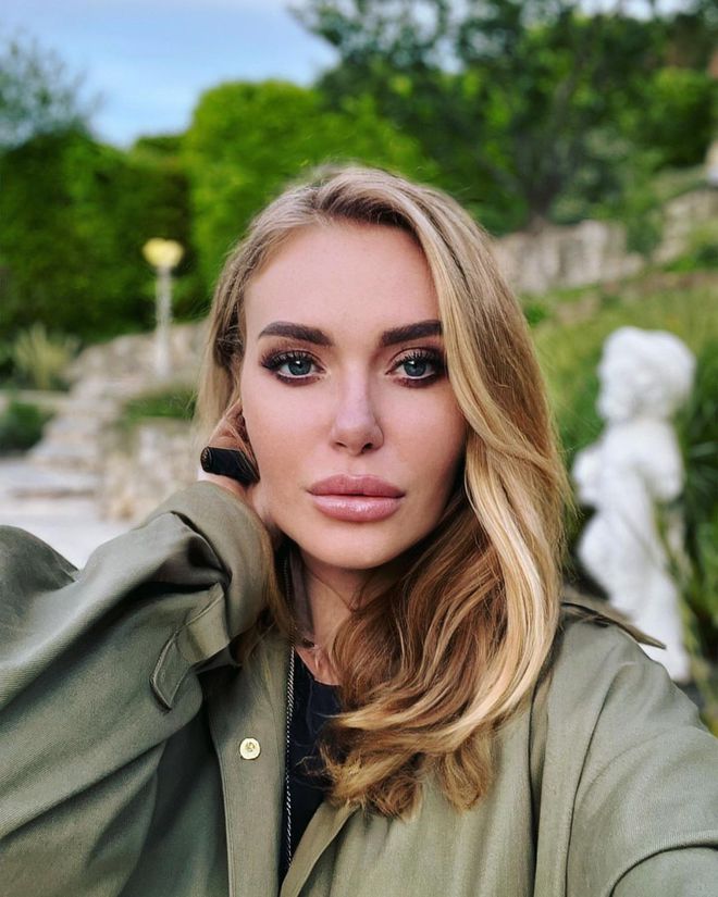 Слава Каминская