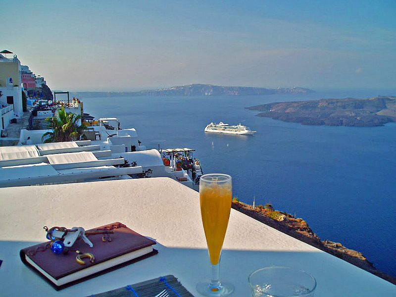 Романтические отели Европы: Sun Rocks Hotel, Santorini