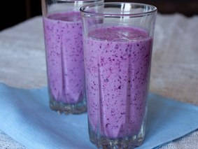 Черничный шейк с медом Черничный шейк с медом
