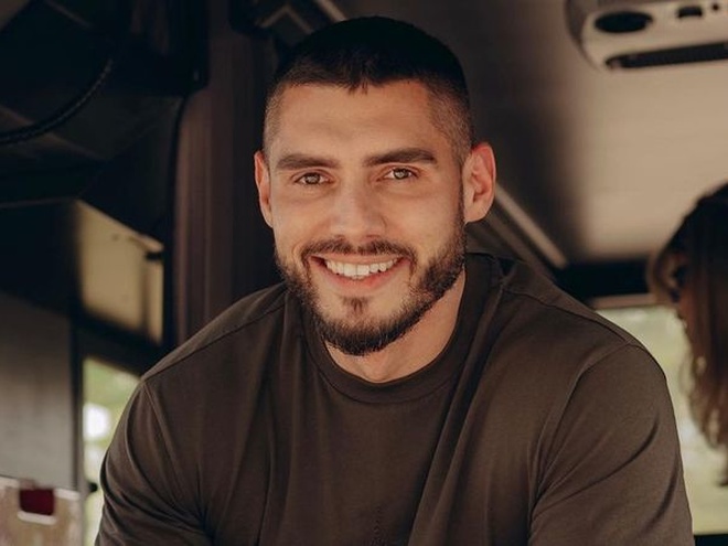 Нікіта Добринін запостив фото зі свого випускного, щоб привернути увагу до скандалу у його рідній школі