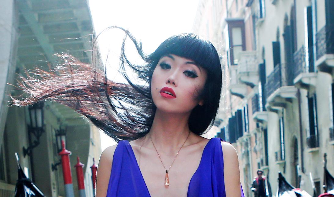 Супермодель Джессіка Мінь Ань готується представити нове шоу