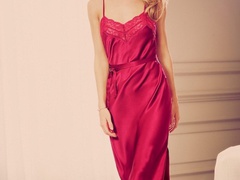 Новая коллекция Marks & Spencer от Рози Хантингтон-Уайтли