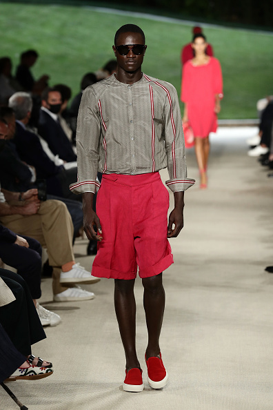 Giorgio Armani весна-лето 2022