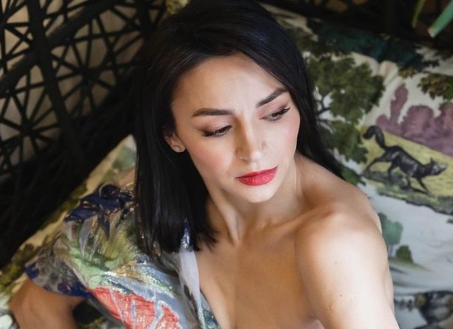 «Це робочий інструмент»: Гвоздьова відповіла на критику її фото з оголеними сідницями