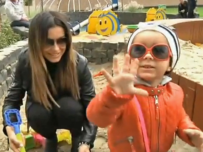 Ани Лорак с ребенком