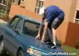 В тупую угнал=)