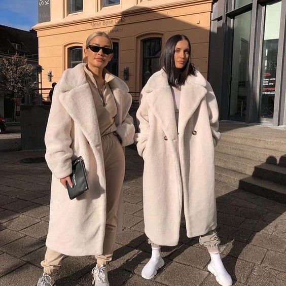 Зимние образы в белом цвете