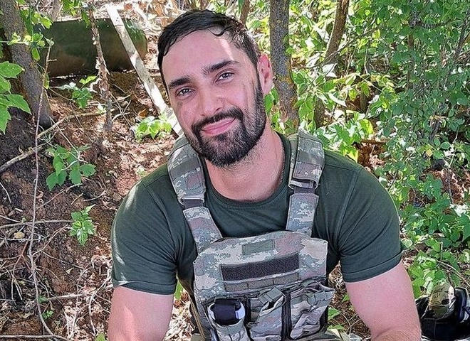 Бойова посвята: Віталій Козловський показав, як уперше стріляв із артилерії