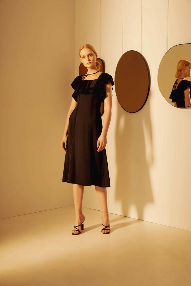 Женственные образы сезона SS19