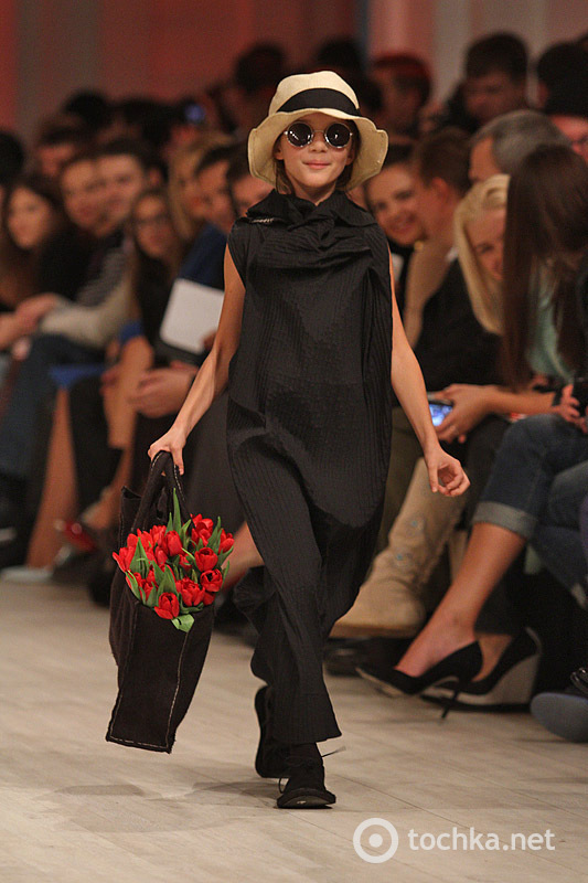 Показ ANISIMOV for 9,5