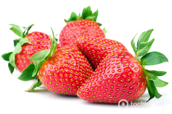 Овочі, фрукти та ягоди червня: користь і рецепти