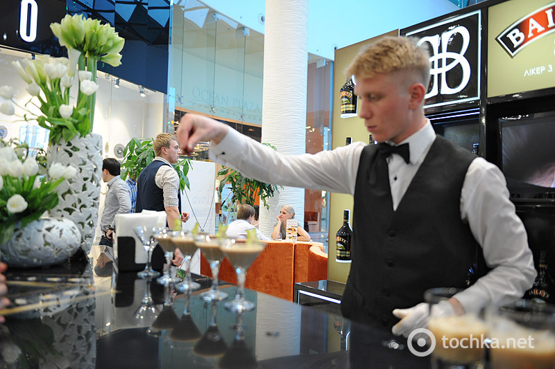 Harper’s Bazaar, коктейли