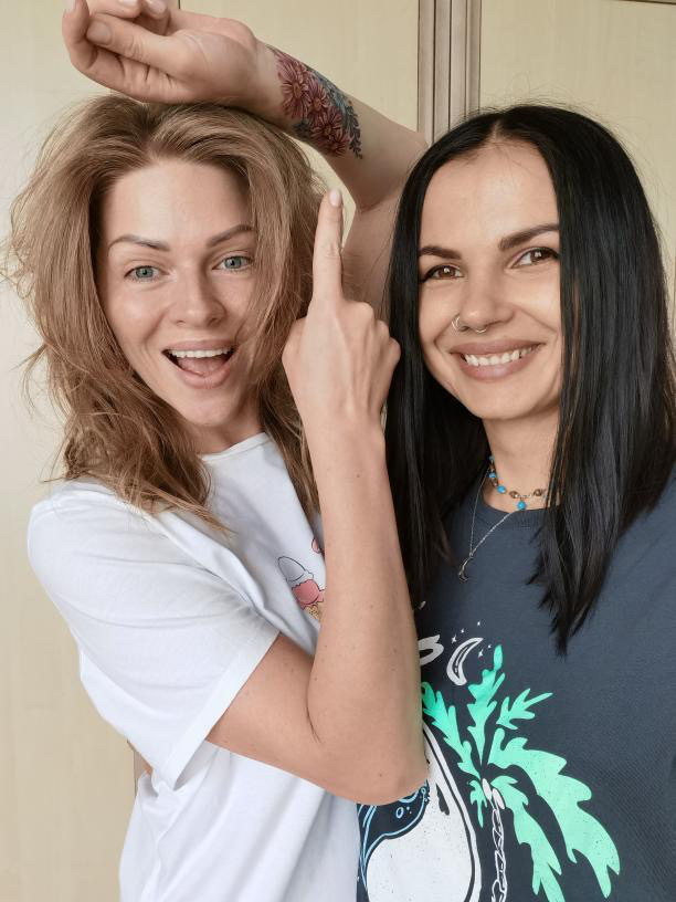 Яна Глущенко с тату-мастером