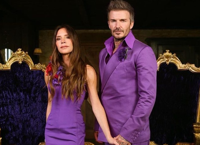 Вікторія та Девід Бекхем повторили весільні образи з нагоди 25-річчя їхнього шлюбу