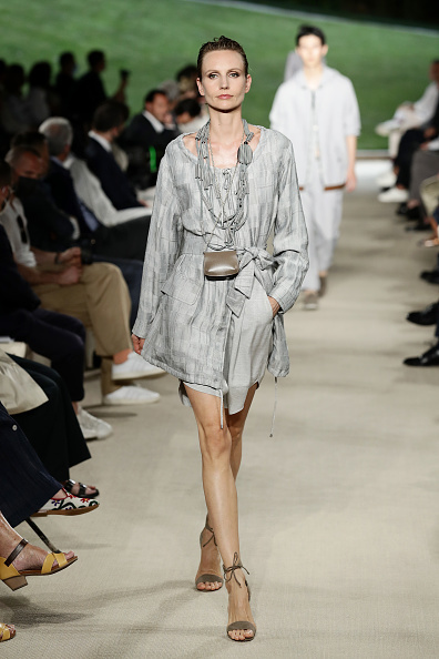 Giorgio Armani весна-лето 2022