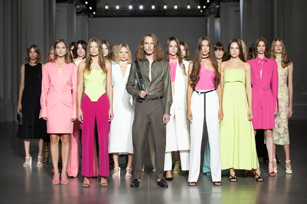 Показ Elena Burenina на Ukrainian Fashion Week noseason sept 2021
