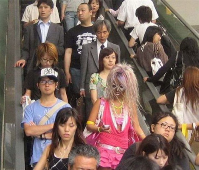 Забавные приколы про девушек