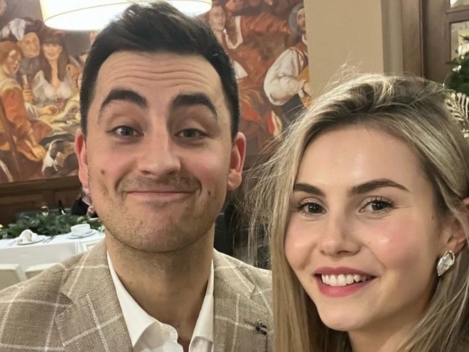 Фіма Костянтиновський оголосив про заручини з новою дівчиною через рік після розлучення