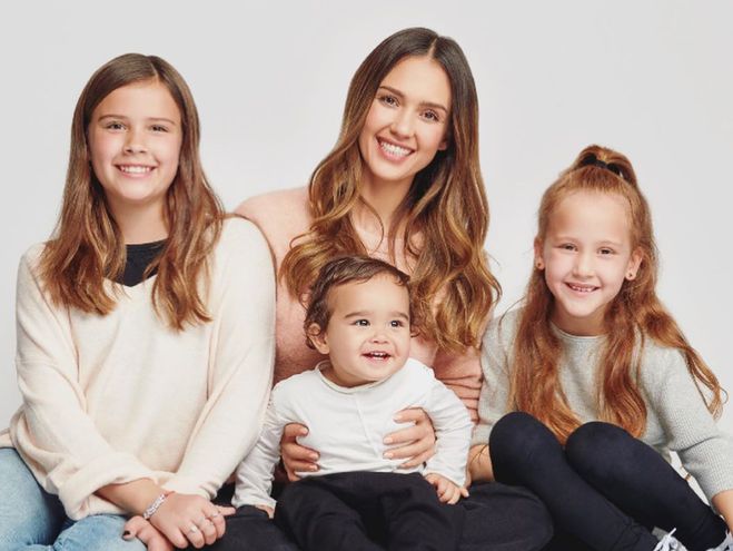 Джессика Альба