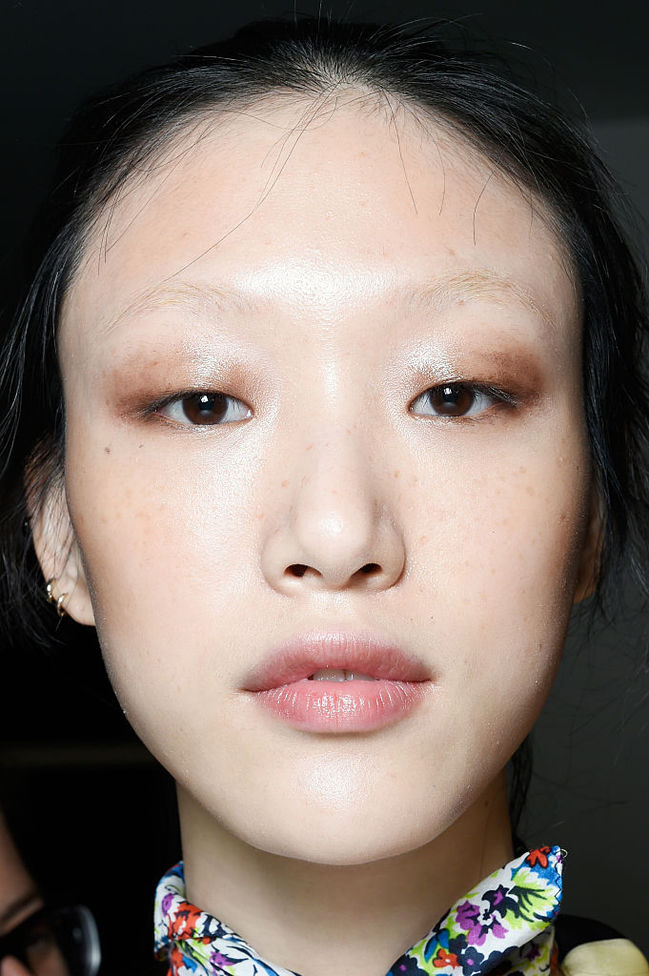 Бежева помада на кожен день