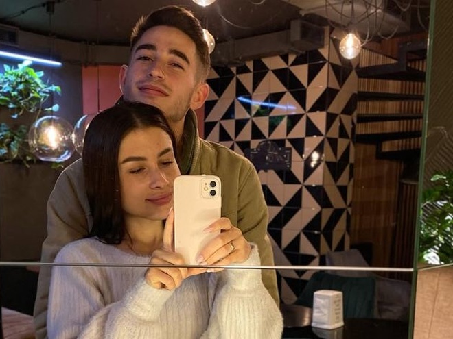 Ексдружина Сасанчина натякнула на причину їхнього розлучення