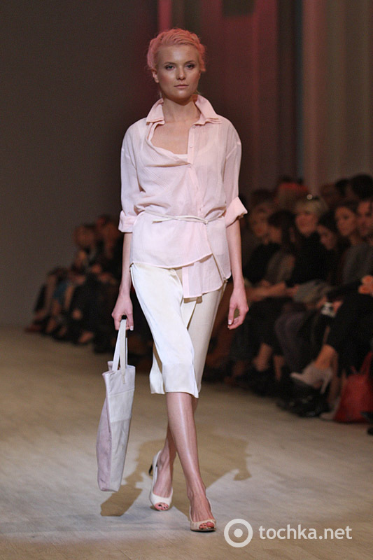 Показ VICTORIA GRES