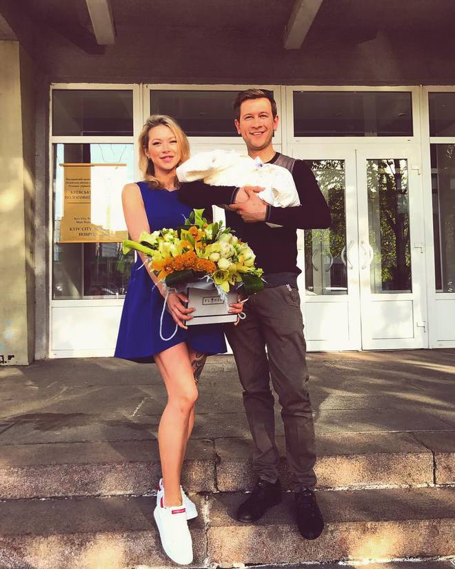 Поліна Логунова і Дмитро Ступка назвали ім'я новонародженої дочки