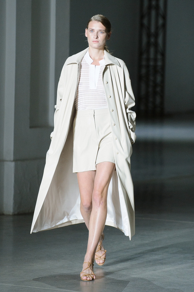 Показ VOROZHBYT & ZEMSKOVA на Ukrainian Fashion Week noseason sept 2021