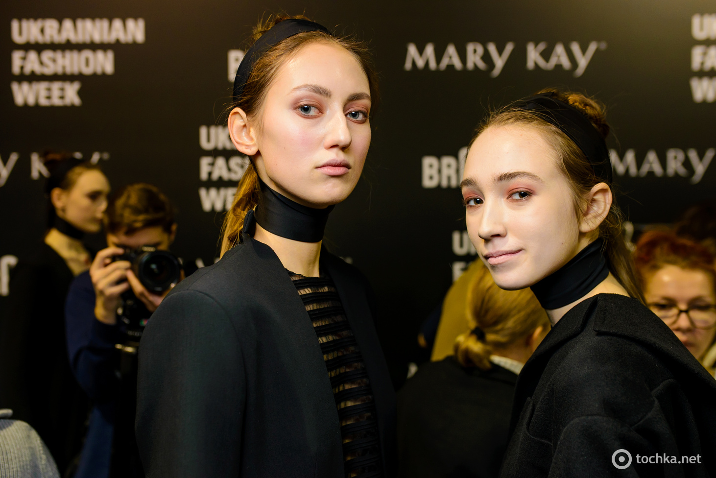 Backstage первого дня UFW FW 19-20