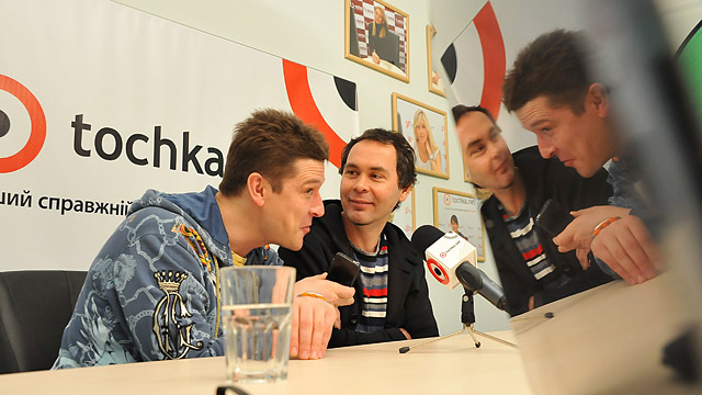 Два товарища