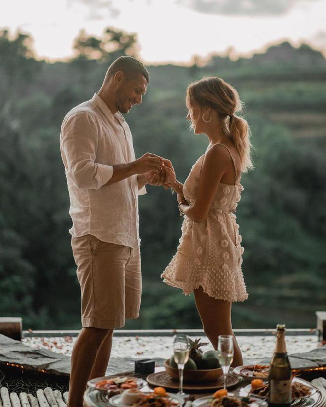 Никита Добрынин сделал предложение Даше Квитковой