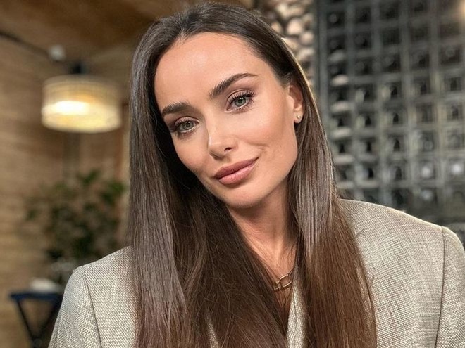 Ксенія Мішина розповіла, як ходила до ворожок