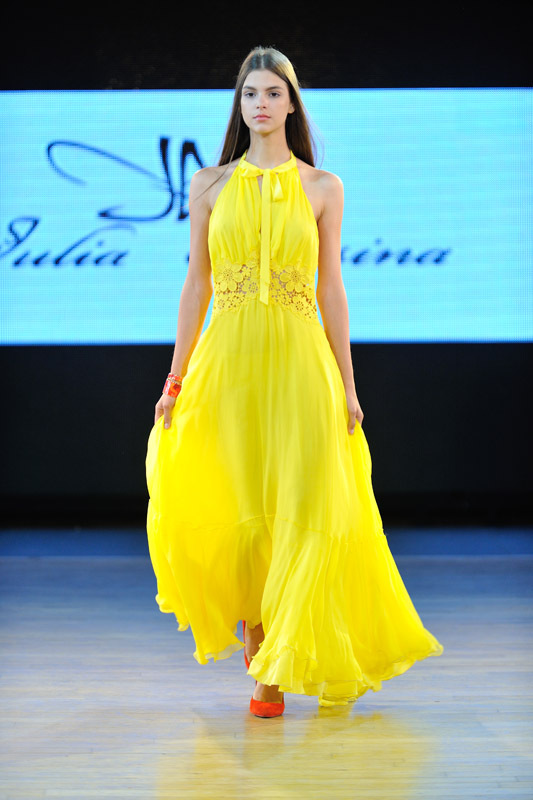 Odessa HOLIDAY FASHION WEEK: Julia AYSINA