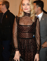 Ікона стилю: кращі образи Марго Роббі