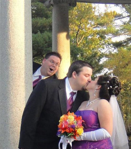 Смешные свадебные фотобомбы