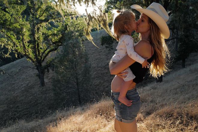 Кэтрин с дочерью