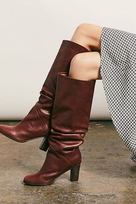 Сапоги с широким голенищем