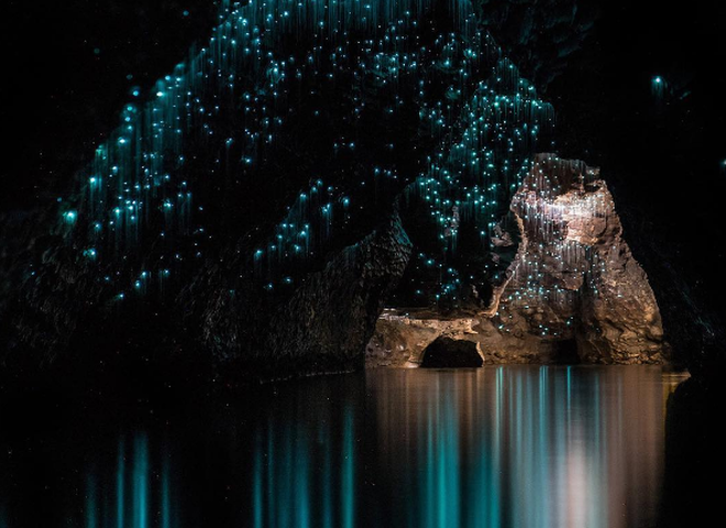 Самые красивые места на Земле: светящиеся пещеры Вайтомо в Новой Зеландии