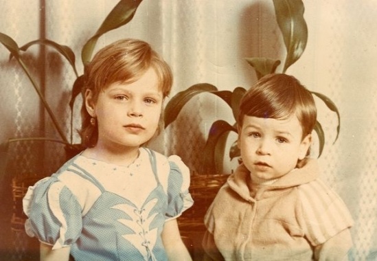 Звезды в школе: 10 фото из личного архива